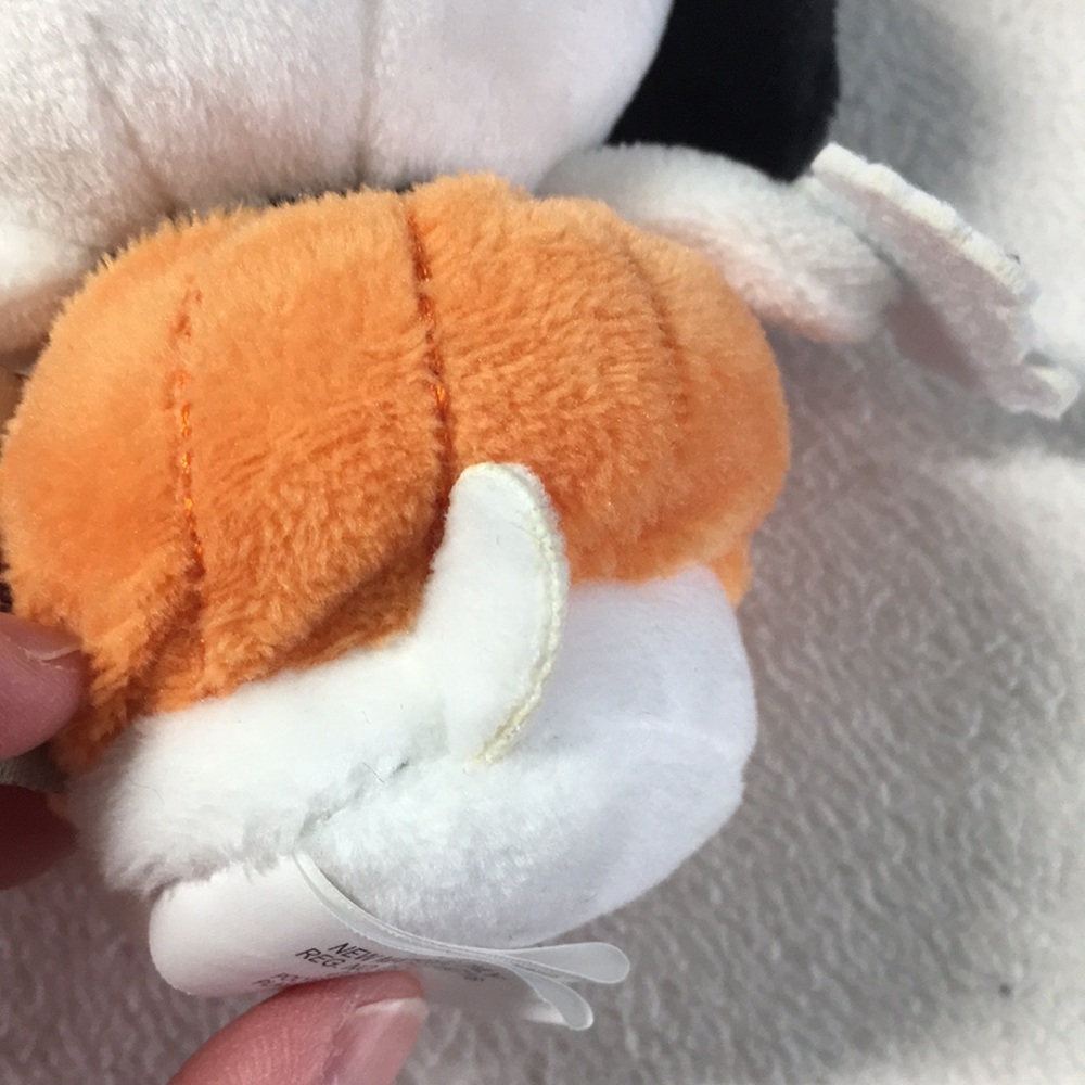 Halloween Snoopy Plush by Hallmark - Picture 13 of 15